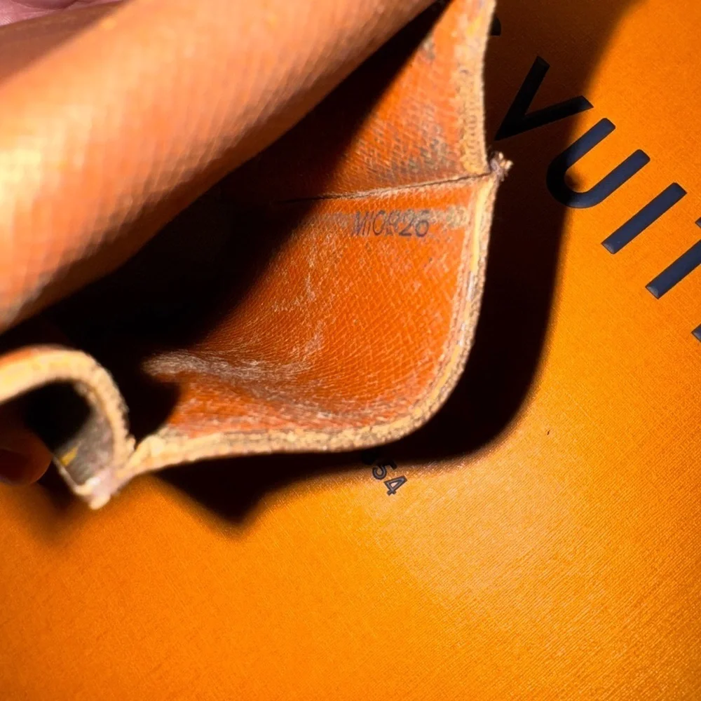 Louis Vuitton Brown and Gold Monogram vintage cigarette Pouch - Picture 8 of 14